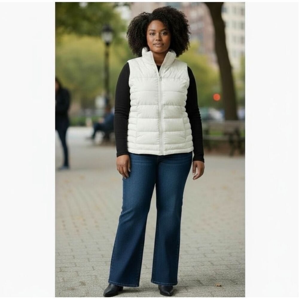 Lands' End Ivory Down Puffer Vest Size Large